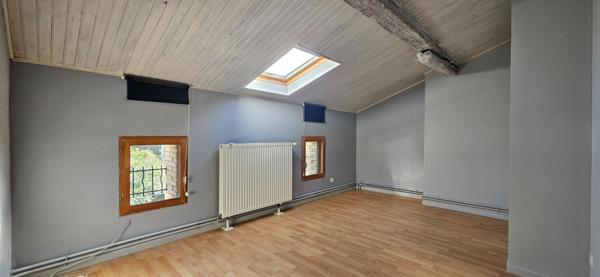 Montberon, maison 5 pièces 160 m2 (3 chambres).