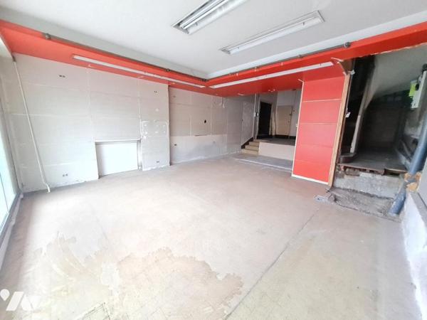 LOCAL COMMERCIAL ET/ OU MAISON - A VENDRE - MONTOIRE/ LOIR
