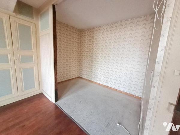 LOCAL COMMERCIAL ET/ OU MAISON - A VENDRE - MONTOIRE/ LOIR