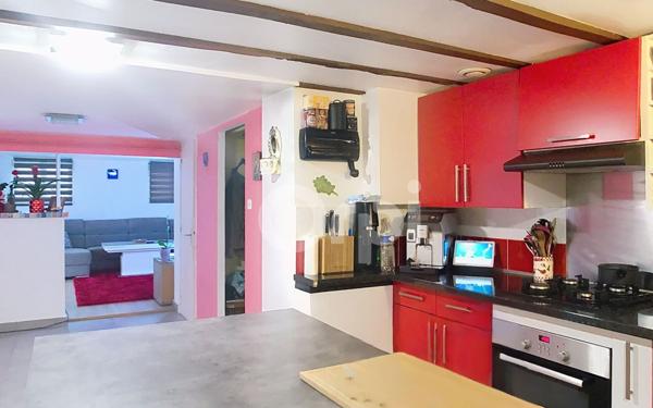 Maison à vendre    4 pièces •  Terrasson-Lavilledieu