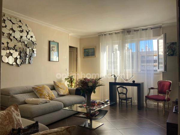 Allée Robert Desnos - Appartement F4 / 3 Chambres - 80 m2 - 165 000 € FAI
