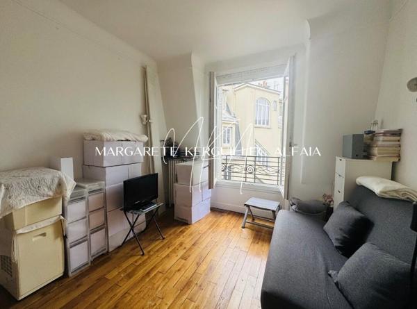 Superbe studio dans le 17ème