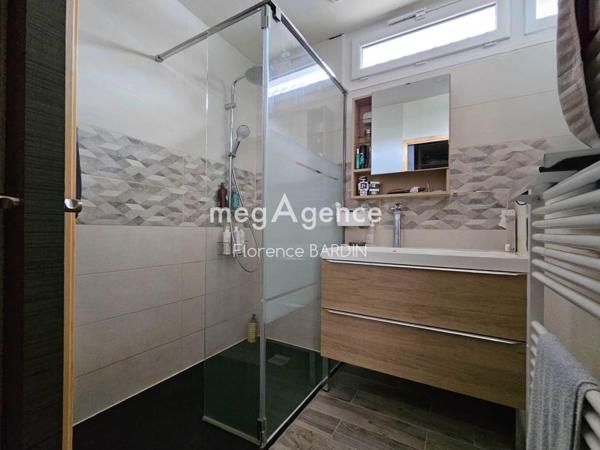 Maison à CHOLET, 49300 - 10 pièces 220m²