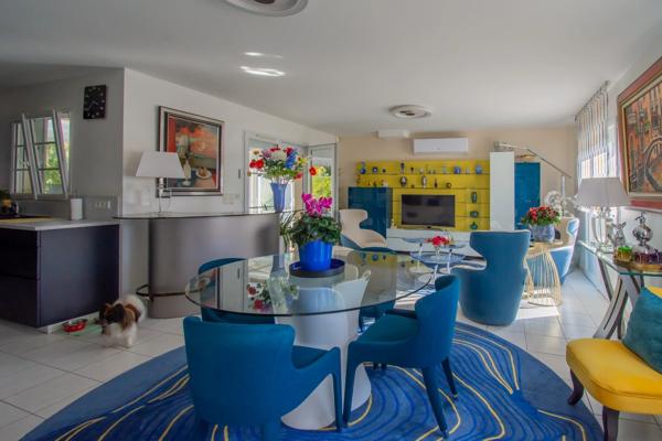 LES MATHES - CONTEMPORAINE 4 CHAMBRES ET PISCINE