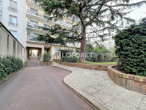 Achat parking / box Choisy-le-Roi - 13 m² - 15 000 €