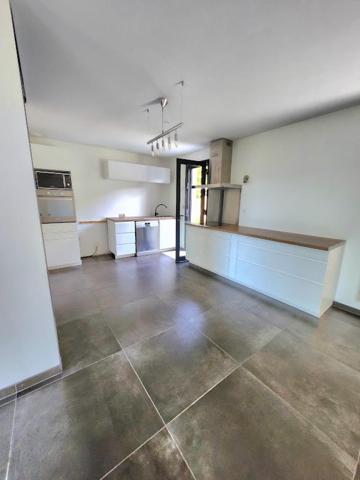 GRANDE MAISON ATYPIQUE VUE PANORAMIQUE