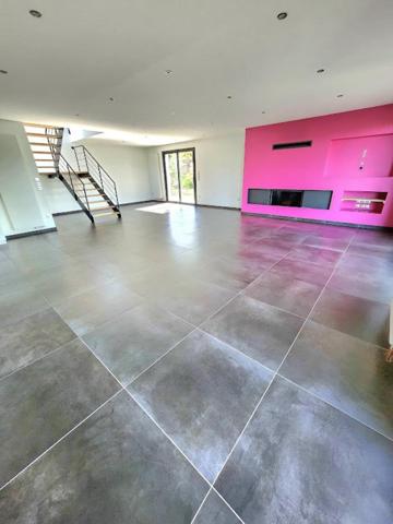 GRANDE MAISON ATYPIQUE VUE PANORAMIQUE