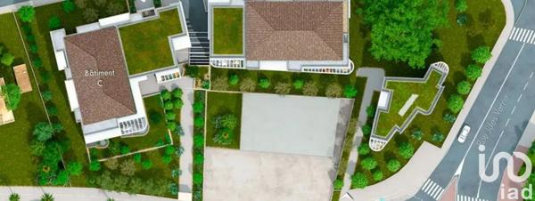 Appartement 2 pièces de 51 m² à Cagnes-sur-Mer (06800)