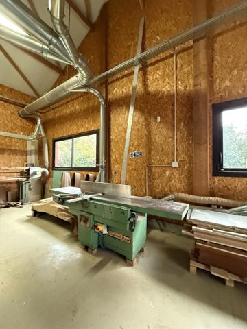 Entreprise de Menuiserie Ebenisterie (Murs) 185 000 €