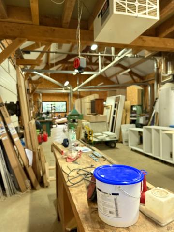 Entreprise de Menuiserie Ebenisterie (Murs) 185 000 €