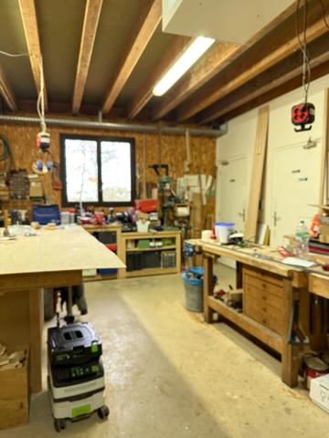 Entreprise de Menuiserie Ebenisterie (Murs) 185 000 €