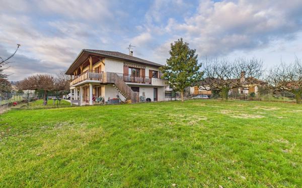 Maison à vendre    7 pièces • 227 m2 Vinay