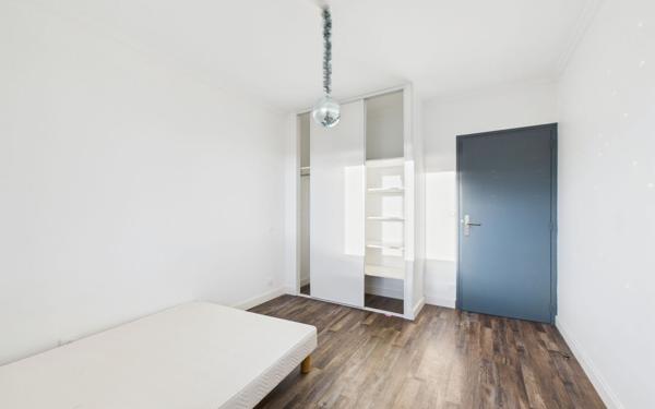 Maison à vendre    7 pièces • 227 m2 Vinay