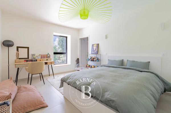 Meyreuil, Maison 3 Chambres -  193 m² à vendre