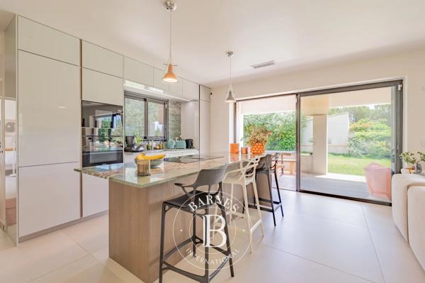 Meyreuil, Maison 3 Chambres -  193 m² à vendre