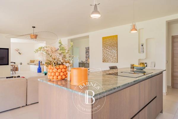 Meyreuil, Maison 3 Chambres -  193 m² à vendre