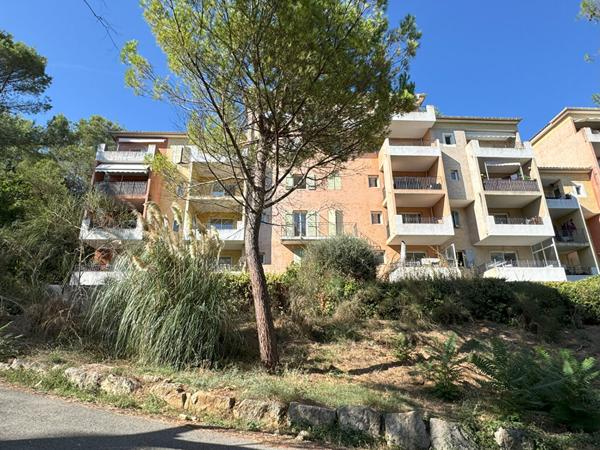 A VENDRE - 2 PIECES - MOUGINS-LE-HAUT