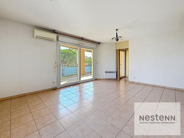 FREJUS - T4 lumineux avec terrasse plein sud et suite parentale parking