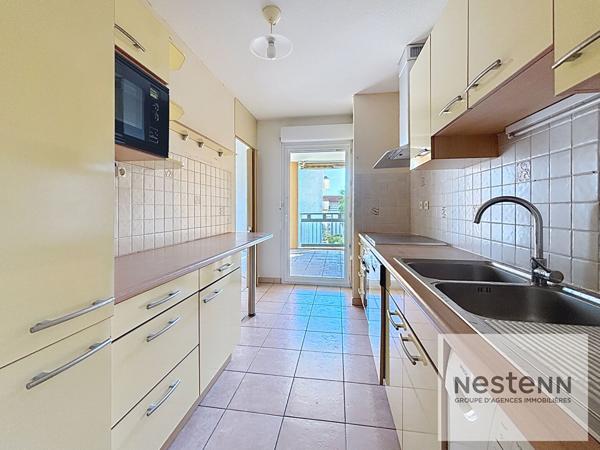 FREJUS - T4 lumineux avec terrasse plein sud et suite parentale parking