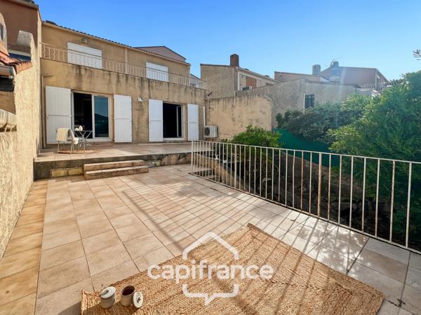 Maison à vendre 5 pièces CARQUEIRANNE (83), Maison familiale 3 chambres possibilité 4, GARAGE, vue dégagée.