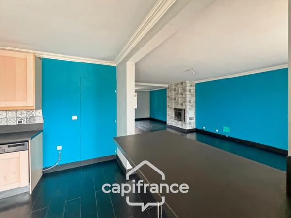 Maison à vendre 5 pièces CARQUEIRANNE (83), Maison familiale 3 chambres possibilité 4, GARAGE, vue dégagée.