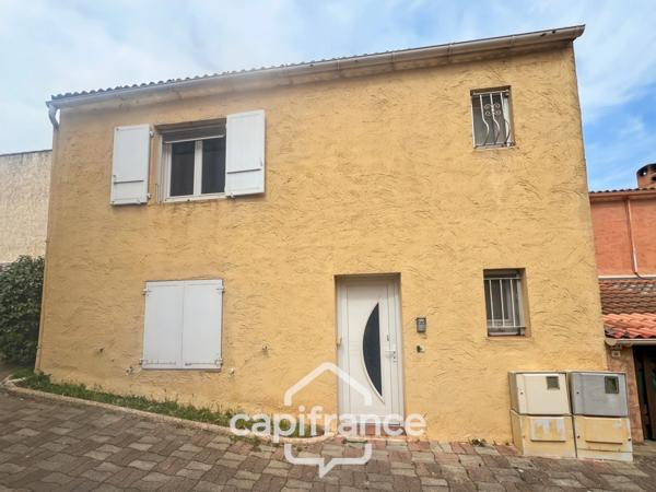 Maison à vendre 5 pièces CARQUEIRANNE (83), Maison familiale 3 chambres possibilité 4, GARAGE, vue dégagée.