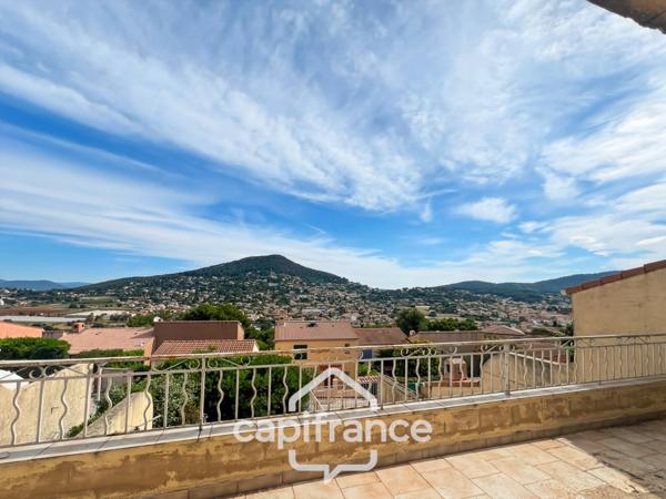 Maison à vendre 5 pièces CARQUEIRANNE (83), Maison familiale 3 chambres possibilité 4, GARAGE, vue dégagée.