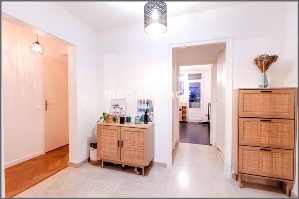 Appartement à SAINTE-FOY-LES-LYON, 69110 - 3 pièces 68m²