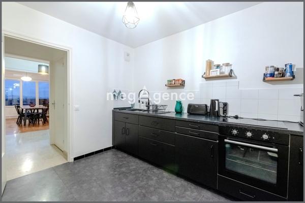 Appartement à SAINTE-FOY-LES-LYON, 69110 - 3 pièces 68m²