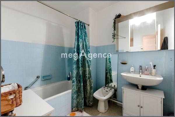 Appartement à SAINTE-FOY-LES-LYON, 69110 - 3 pièces 68m²