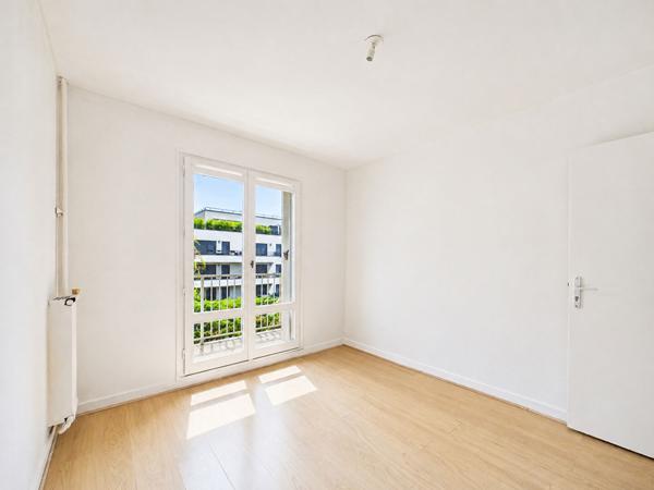 Appartement Sucy En Brie 2 pièce(s) 45.41 m2