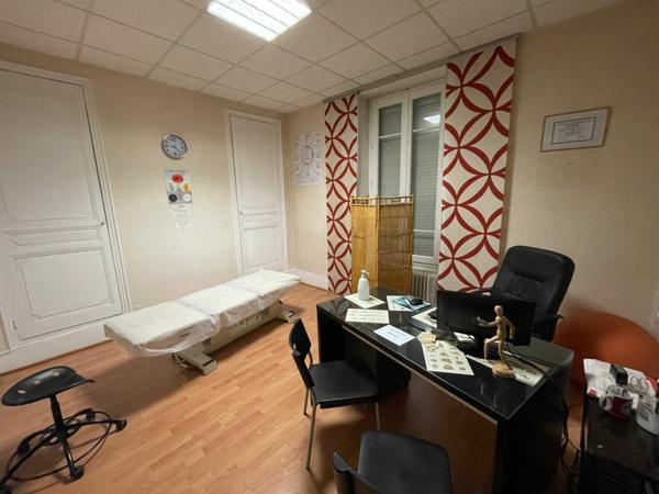 Maison à vendre    6 pièces • 268 m2 Romans-sur-Isère