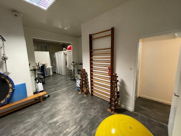 Maison à vendre    6 pièces • 268 m2 Romans-sur-Isère