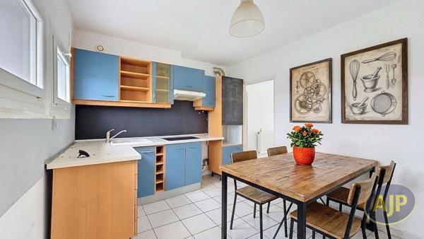 Appartement à vendre Libourne - 4 pièces, 75m² avec 3 chambre(s) à 118 000€ - AJP Immobilier Libourne