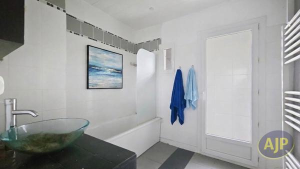 Appartement à vendre Libourne - 4 pièces, 75m² avec 3 chambre(s) à 118 000€ - AJP Immobilier Libourne