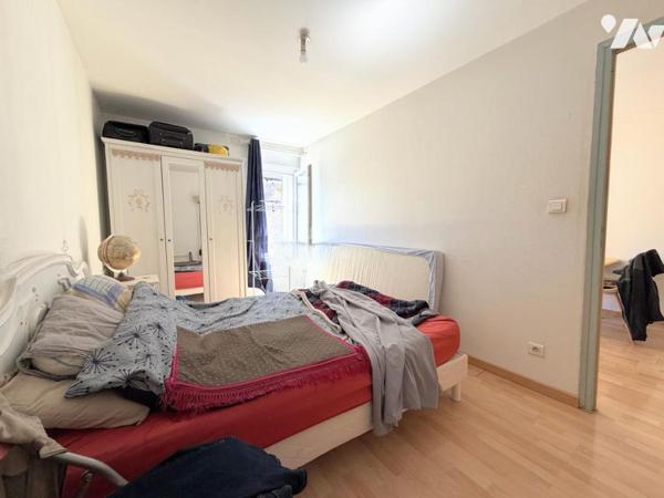Appartement F2 hyper centre