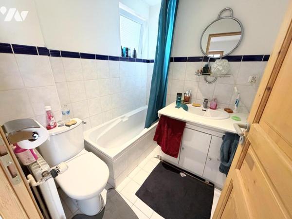 Appartement F2 hyper centre