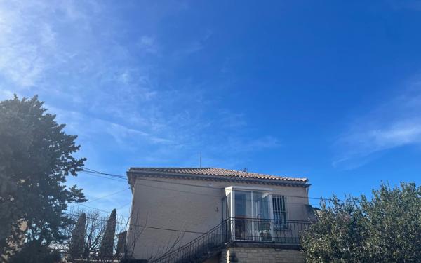 Maison à louer    4 pièces •  Beaumes-de-Venise