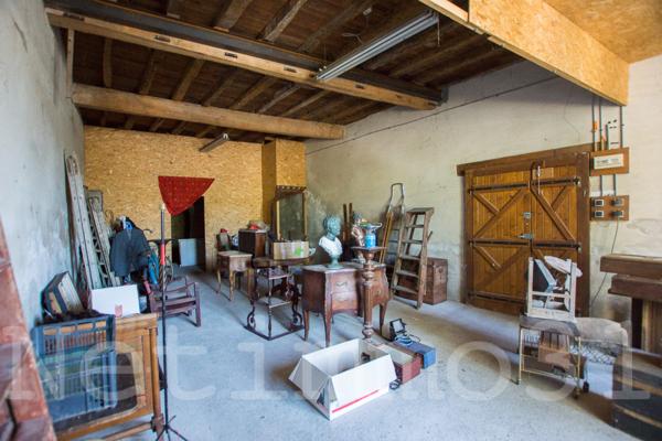 maison de ville avec garage et local commercial