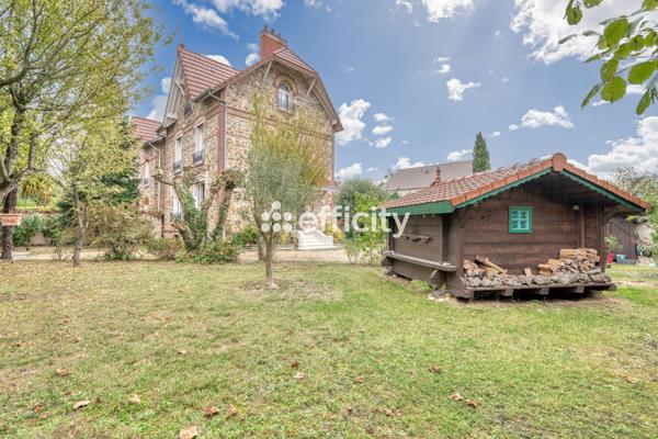 Maison 7 pièces - 135 m² Exclusivité efficity