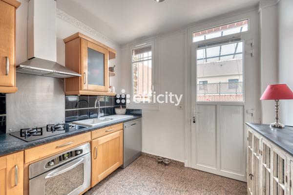 Maison 7 pièces - 135 m² Exclusivité efficity