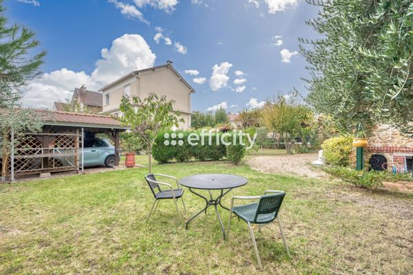 Maison 7 pièces - 135 m² Exclusivité efficity