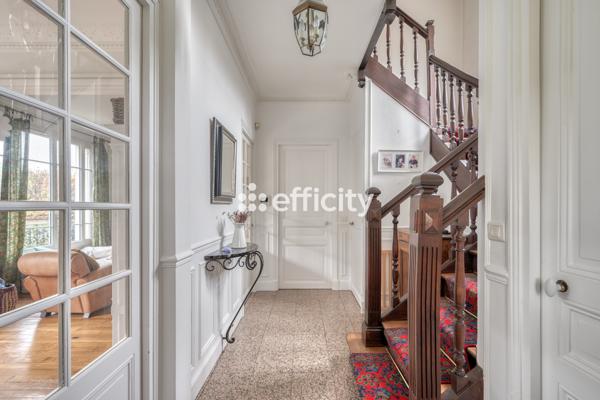 Maison 7 pièces - 135 m² Exclusivité efficity