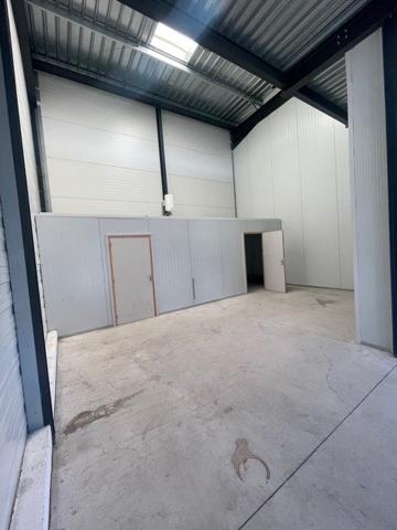 Local commercial Val De Reuil 4 pièce(s) 110 m2