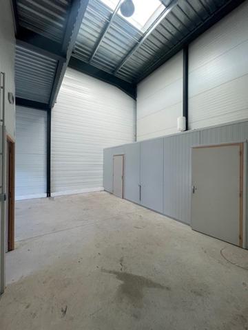 Local commercial Val De Reuil 4 pièce(s) 110 m2