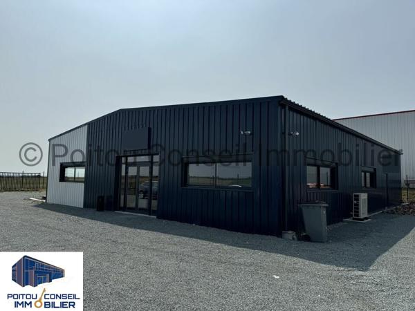 OPPORTUNITE ACHAT BATIMENT TRES BON ETAT 295m2 DONT 100m2 DE STOCKAGE ZONE MENDES FRANCE CHAURAY NIORT