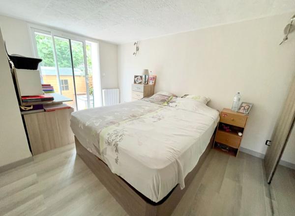 Maison Rénové au centre ville de Saint Raphaël - à 1km des plages de la gare SNCF