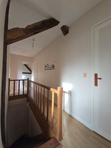 À vendre - Maison, 12 pièces située à Brunoy (91800)