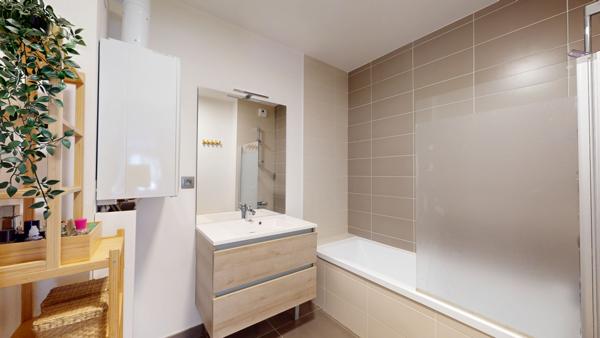 Appartement 3 pièces - 72 m² Exclusivité efficity