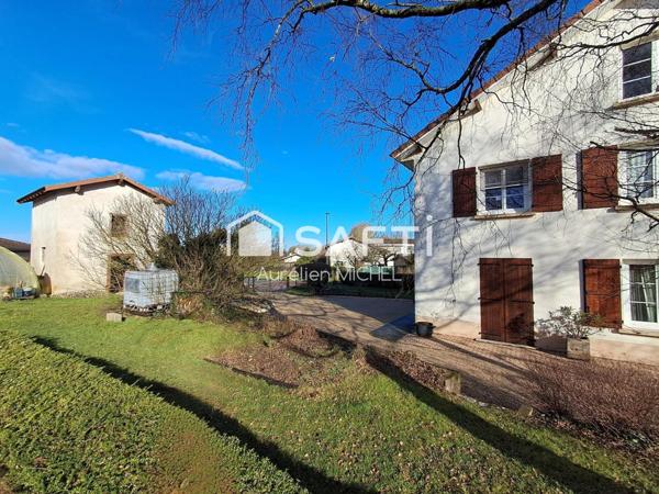 GRANDE MAISON FAMILIALE AVEC POTENTIEL DE DEVELOPPEMENT